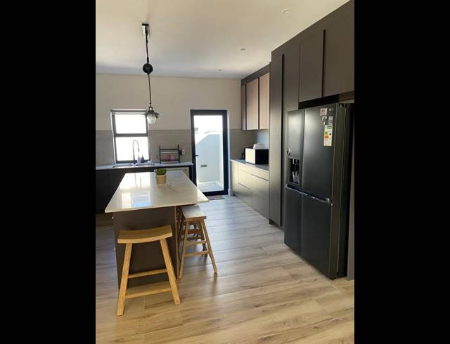 4 BEDROOM PROPERTY TO RENT IN AAN DE WIJNLANDEN
